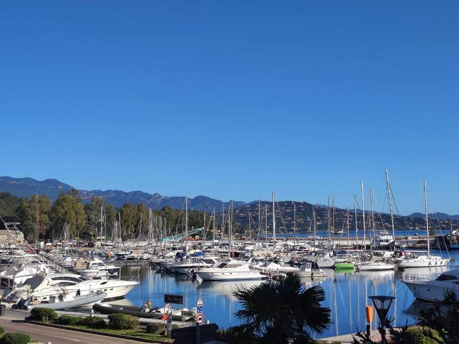 Appartement Sur Le Port Residence Marina Palmu Porto-Vecchio  Exterior foto